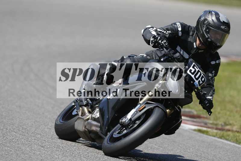 /44 09.08.2025 Plüss Moto Sport ADR/Einsteiger/509